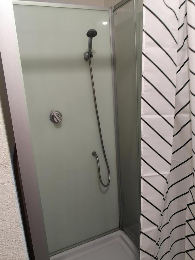 Ferienwohnung F1 1Er Etage 3 Personnes Aubenas Exterior foto